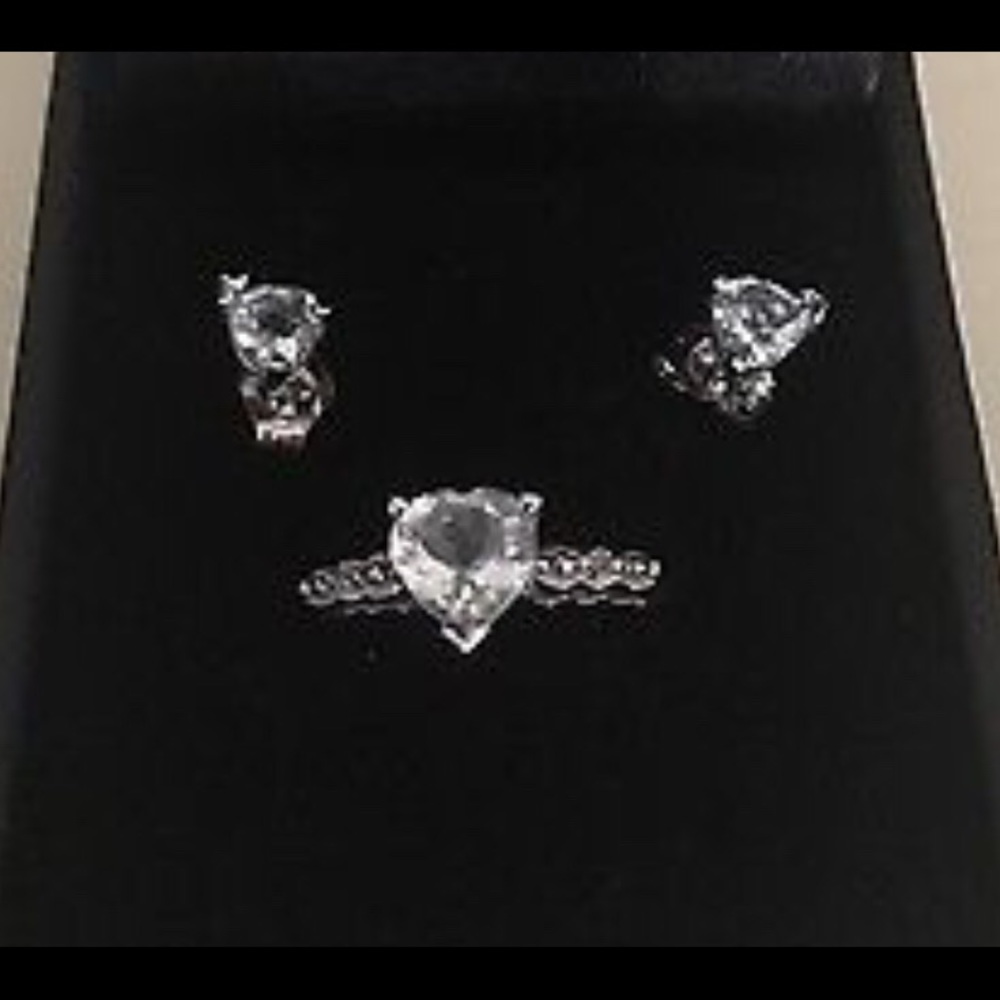 10k White Gold Aquamarine & Diamond Set